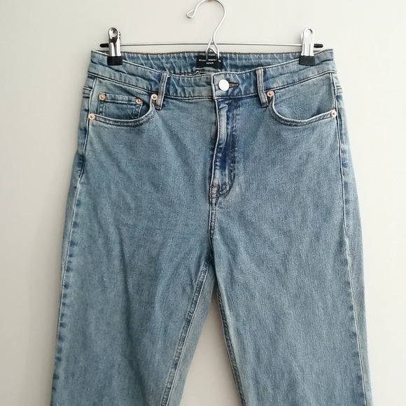 Club Monaco Denim The Kick Crop Flare Jeans High Rise Flare Crop Leg 27 (4) - Picture 8 of 16